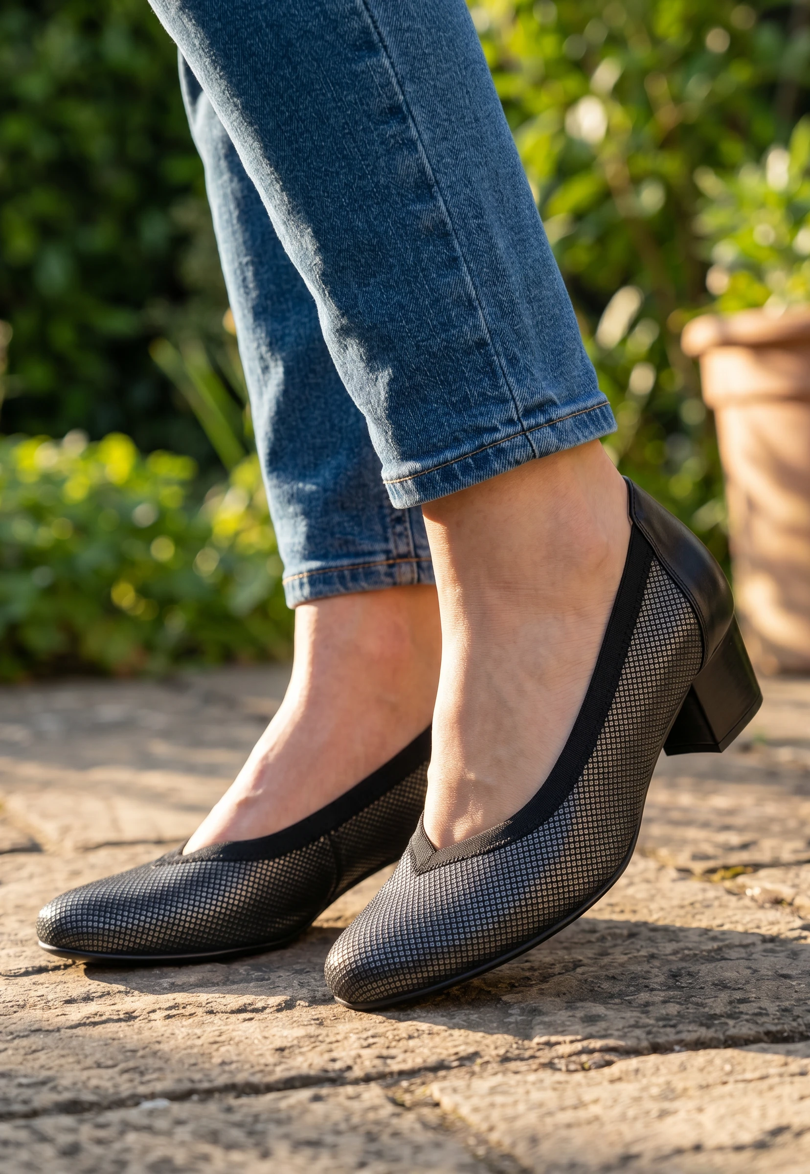 Salon elastico pala Calzados Reno mod. 81212 de Licra en negro