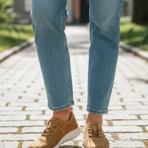 Deportivas caladas Eoligeros – Eco Ligeros mod. LIBERTE de Microfibra en cuero