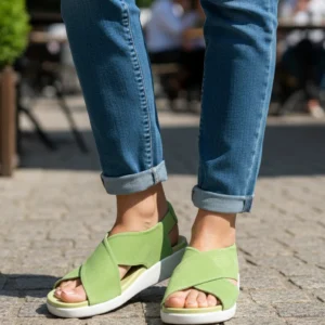 Sandalia cruzada Calzados Reno mod. 10503 de Ante en verde