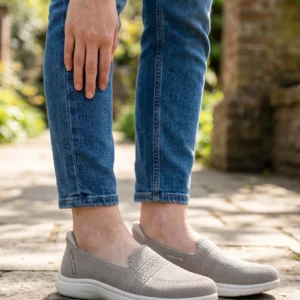 Women on the go flex Skechers mod. 138435 de Licra en taupe