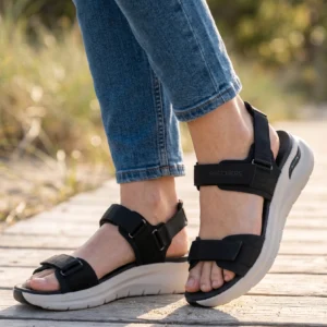 Sandalia archfit Skechers mod. 119465 de Microfibra en negro