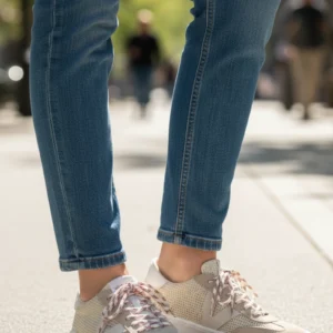 Zapatilla barefoot rejilla Victoria mod. 1186106 de Piel en beig