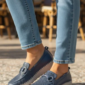 Mocasin pala calado 48 Horas mod. 6106901 de Piel en azul