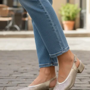 Zapato destalonado Calzados Reno mod. 4035 de Piel en platino