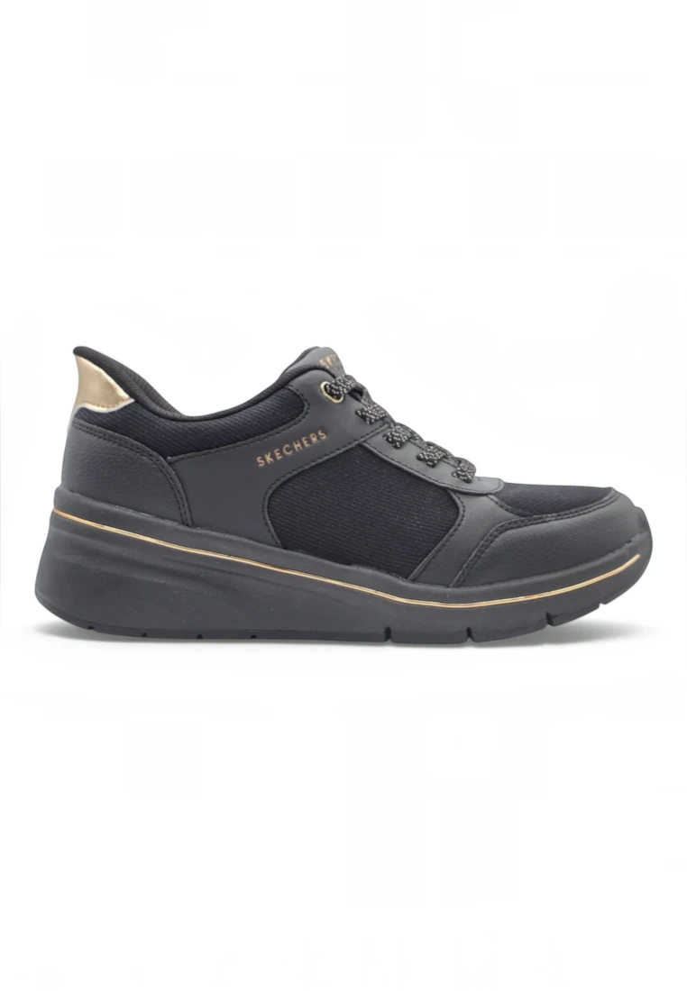Deportivo cuña Skechers mod. 190366 de Polipiel en negro