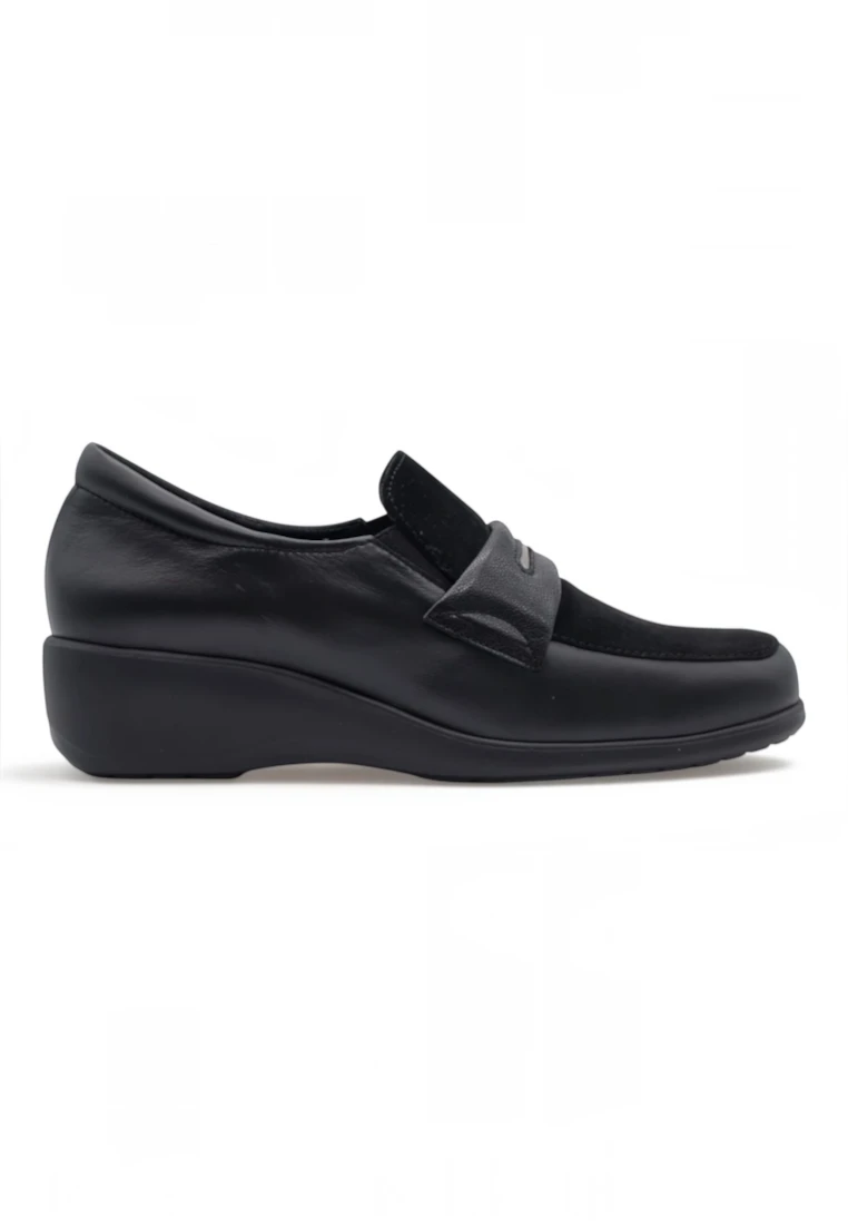 Mocasin extra confort Calzados Reno mod. 1395 de Piel en negro