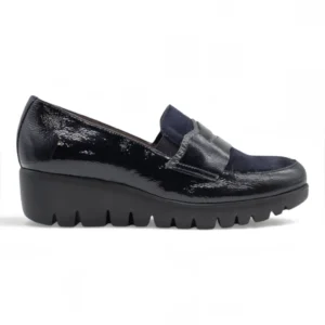 Mocasin cuña Wonders mod. A33360 de Charol en azul marino