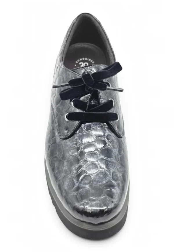 Zapato cordon cuña Calzados Reno mod. 4616 de Charol en gris - Imagen 4