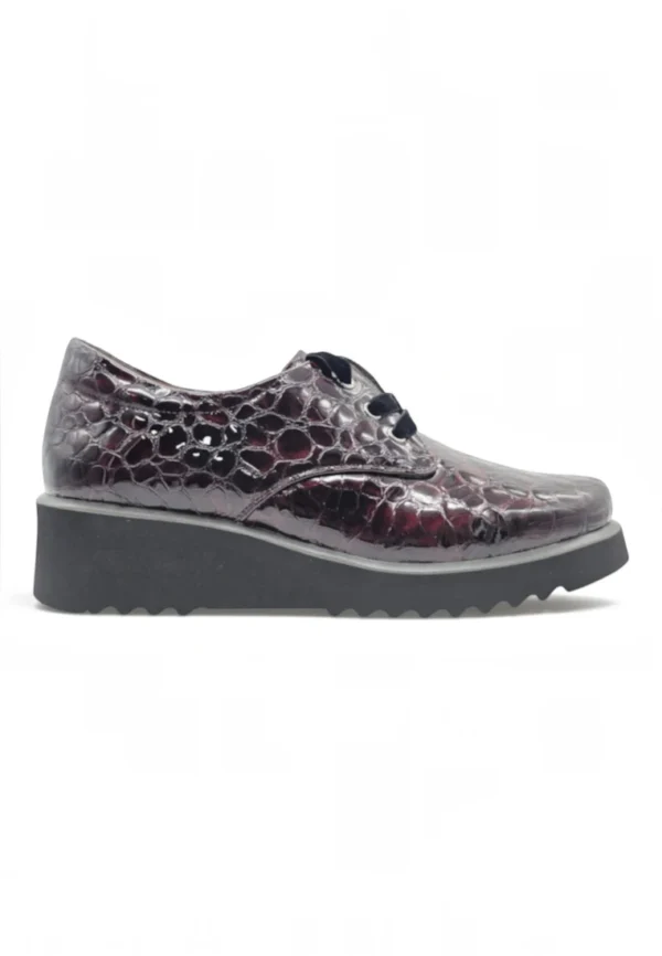 Zapato cordon cuña Calzados Reno mod. 4616 de Charol en burdeos