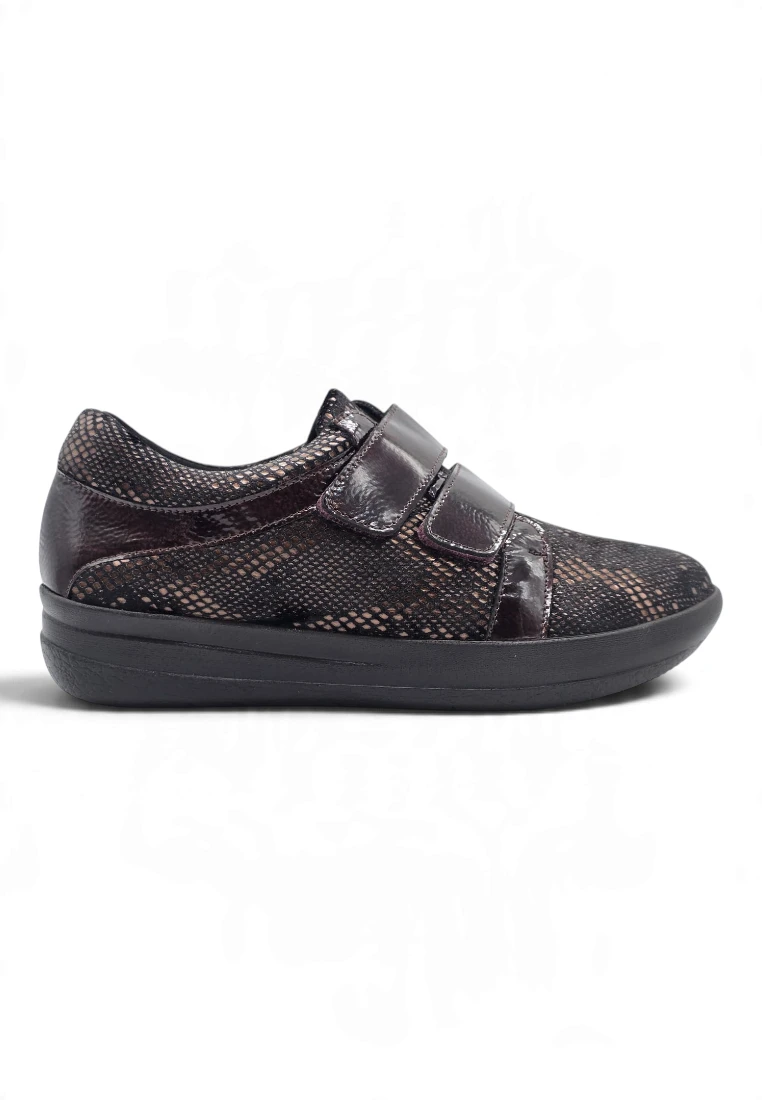 Zapato cómodo velcro Dr. Cutillas mod. 50757 de Licra en burdeos
