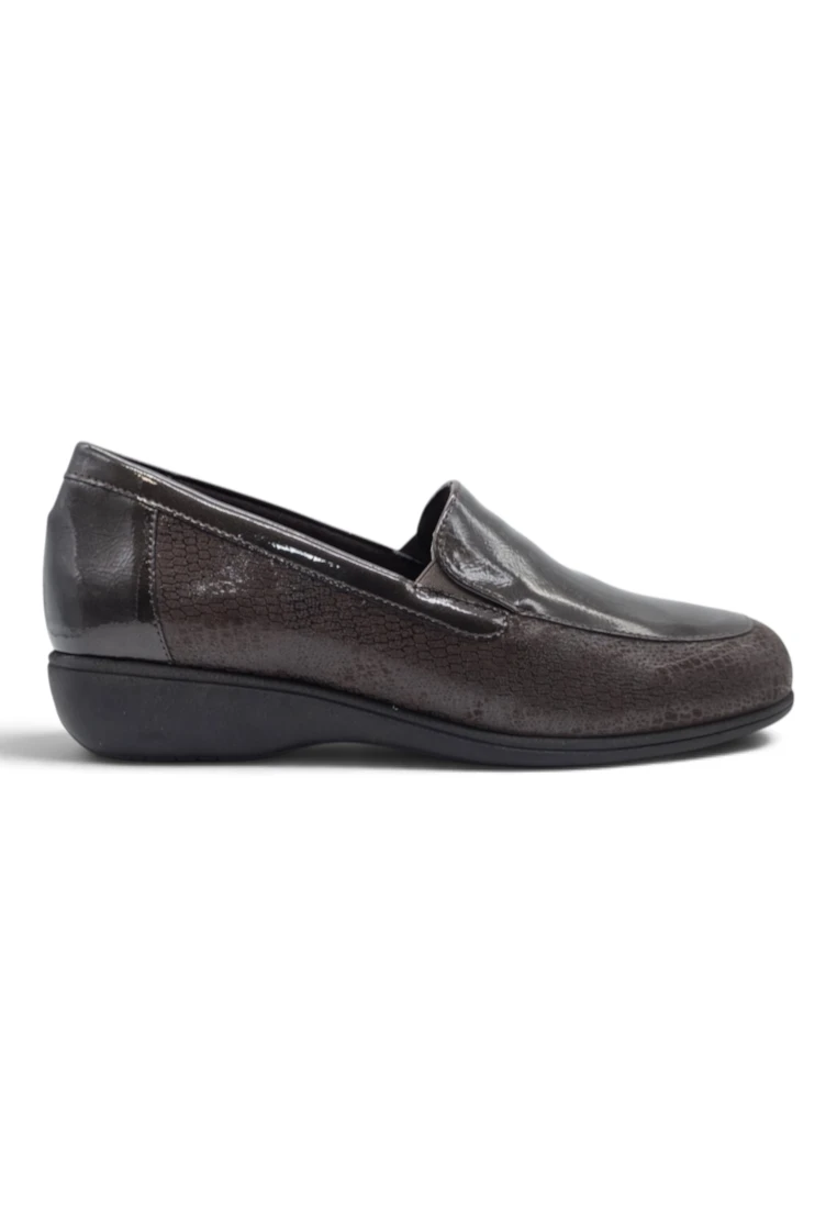 Mocasin confort pala charol Calzados Reno mod. 53590 de Charol en marron