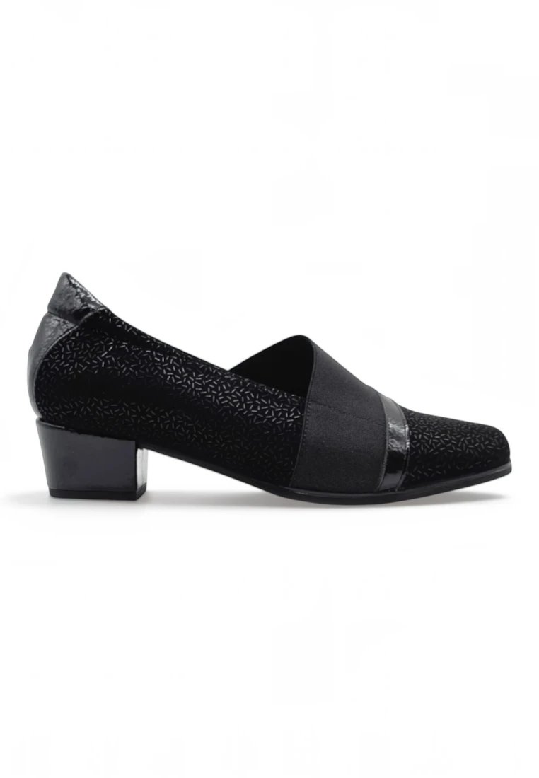Zapato tacón goma empeine Dr. Cutillas mod. 81753 de Piel en negro