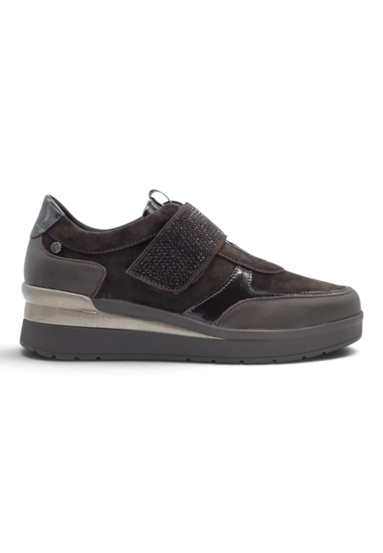 Zapato cuña velcro Stonefly mod. 224211 de Piel en marron