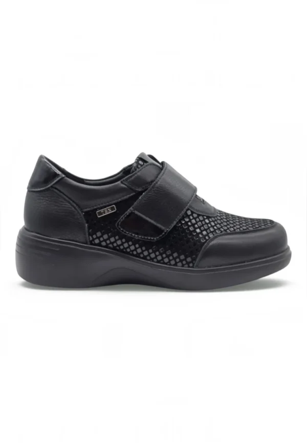 Zapato cuña velcro negro Calzados Reno mod. S-5254S de Piel Napa Elást en negro