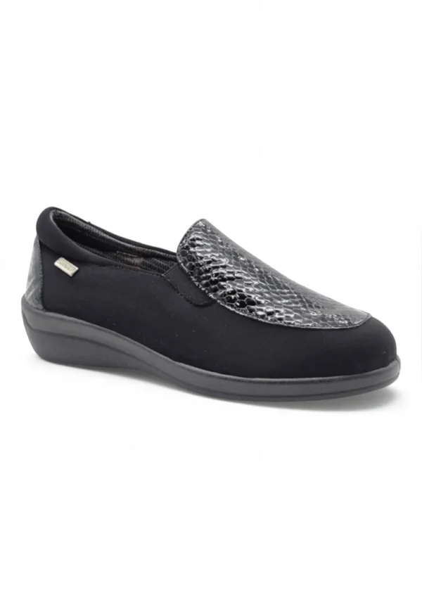 Mocasin impermeable Dr. Cutillas mod. 43530 de Charol en negro - Imagen 2