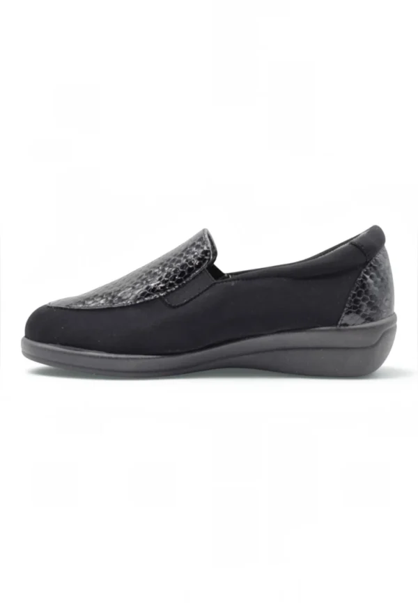 Mocasin impermeable Dr. Cutillas mod. 43530 de Charol en negro - Imagen 3