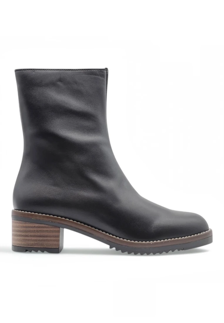 Bota media caña Valeria S mod. 2332 de Piel en negro