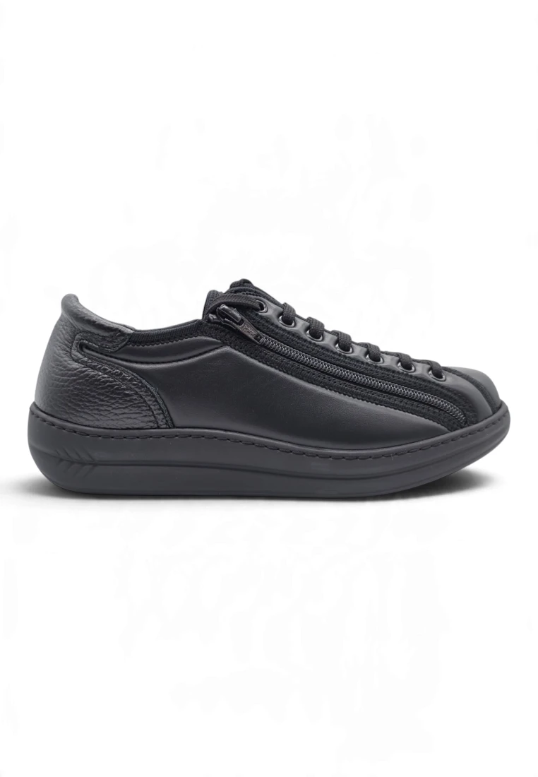 Zapato apertura total Calzados Reno mod. NERO 10 de Piel Napa Elást en negro
